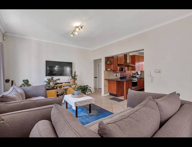 3 BEDROOM TOWNHOUSE FOR SALE IN LINDEN